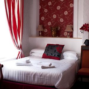 Familien-Zimmer